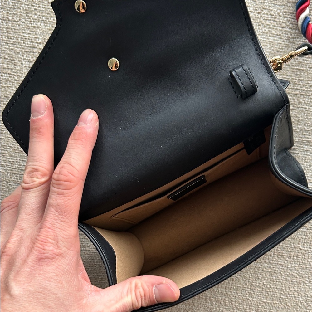 GUCCI Black Calfskin Leather Web Mini Sylvie - Picture 5 of 7